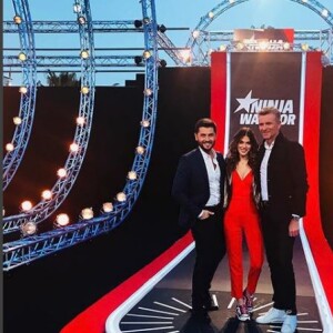 Christophe Beaugrand, Iris Mittenaere et Denis Brogniart sur le tournage de "Ninja Warrior", er avril 2018