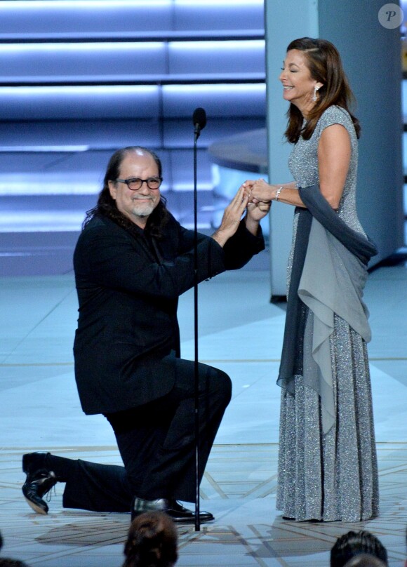 Glenn Weiss, récompensé, a demandé sa compagne Jan Svendsen en mariage lors de la 70e cérémonie des Emmy Awards au Microsoft Theater de Los Angeles, le 17 septembre 2018