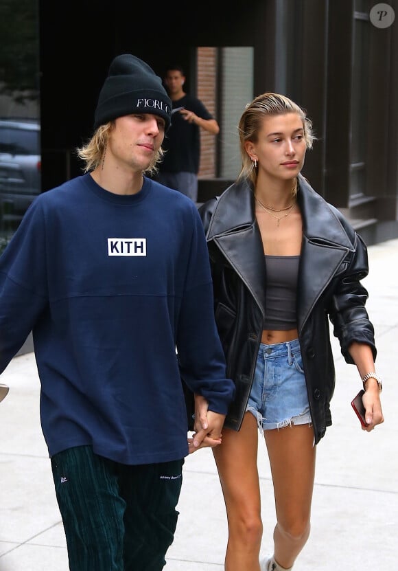Hailey Baldwin sort de son domicile avec Justin Bieber dans le quartier de Brooklyn à New York le 14 septembre 2018
