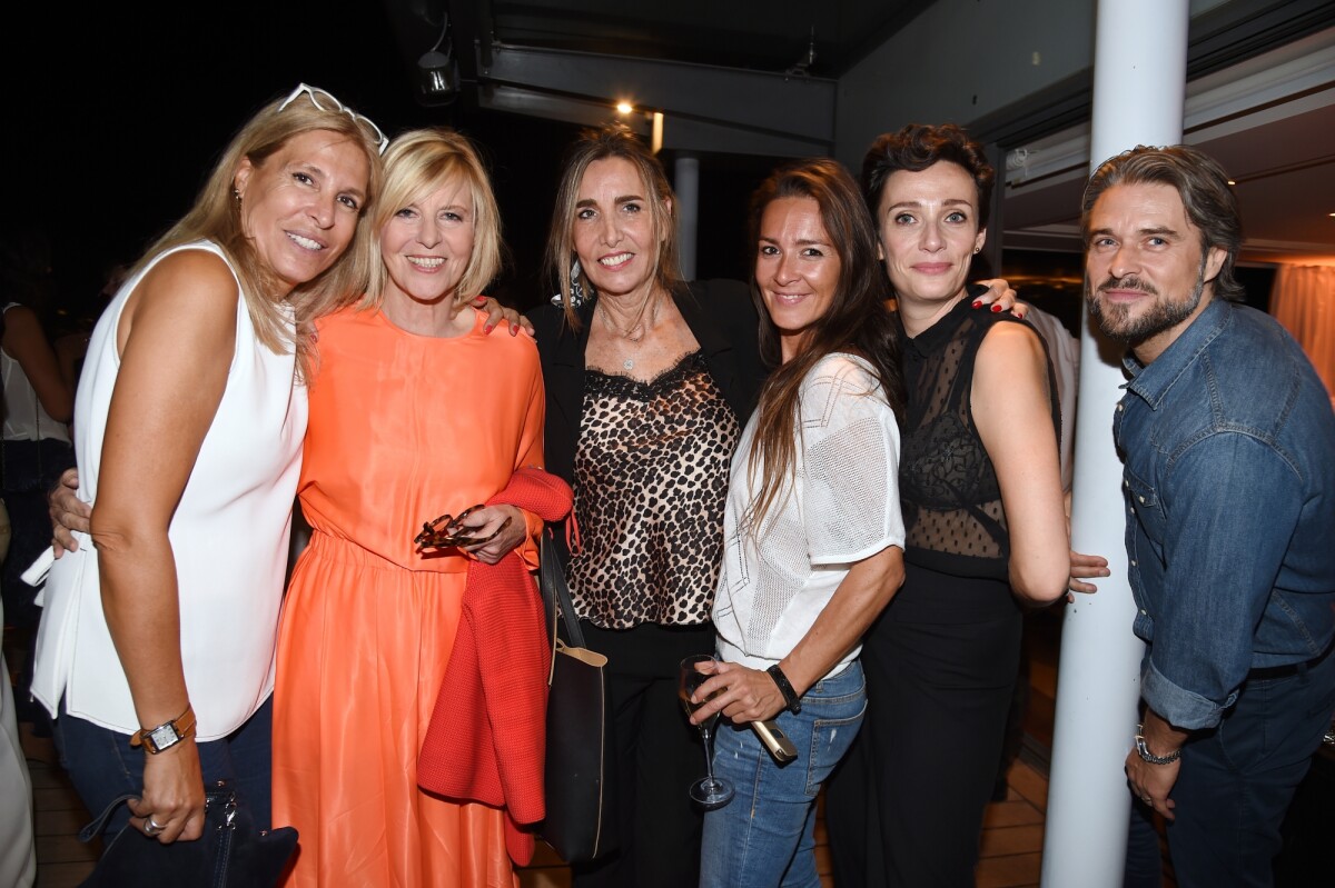 Photo Exclusif Marie MénagerGuérin, Chantal Ladesou, Emmanuelle Boidron, Caroline Bourg et