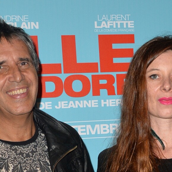 Julien Clerc et sa femme Hélène Grémillon - Avant-première du film "Elle l'adore" au cinéma UGC Normandie à Paris, le 15 septembre 2014.