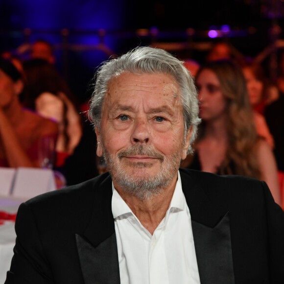 Exclusif - Alain Delon - Enregistrement de l'émission "Les 20 ans du Plus Grand Cabaret du Monde" dans la Salle des Etoiles à Monaco. Le 1 juin 2018. © A.Bahi-B.Bebert / Bestimage