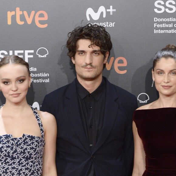 Lily Rose Depp, Louis Garrel et sa femme Laetitia Casta - Les célébrités arrivent à la première du film 'A Faithful Man' lors du 66ème festival du film de San Sebastian en Espagne le 22 septembre 2018.