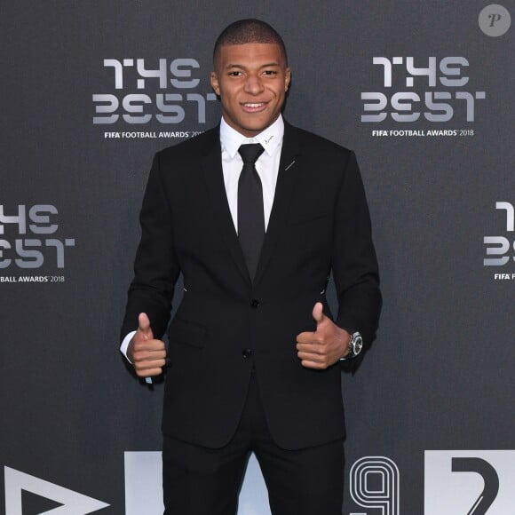 Kylian Mbappe lors de la cérémonie des Best Fifa Awards 2018 au Royal Festival Hall à Londres, le 25 septembre 2018. © Cyril Moreau/Bestimage