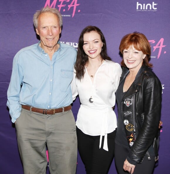 Clint Eastwood, Francesca Eastwood et Frances Fisher à la première du film "M.F.A." à Los Angeles, le 2 octobre 2017