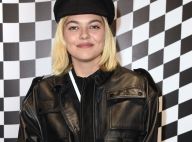 Louane et Emma de Caunes face à Axelle Laffont pour une soirée sportive à Paris
