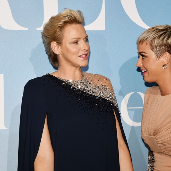 La princesse Charlene de Monaco et Katy Perry lors de la 2ème édition du "Monte-Carlo Gala for the Global Ocean" à Opéra de Monte-Carlo à Monaco, le 26 septembre 2018. © Bruno Bébert/Bestimage