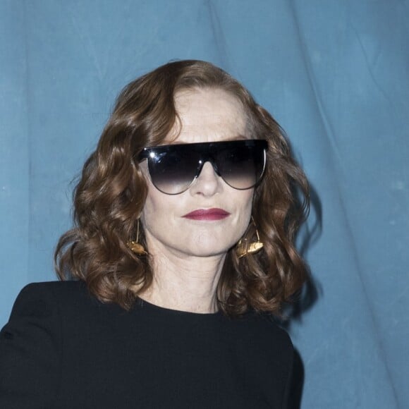 Isabelle Huppert - Défilé Givenchy, collection printemps-été 2019 au Palais de Justice. Paris, le 30 septembre 2018. © Olivier Borde/Bestimage