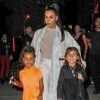 Kim Kardashian, Kourtney Kardashian et leurs filles North West et Penelope Disick ont dîné au restaurant Cipriani à New York, le 29 septembre 2018.