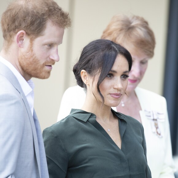 Le prince Harry, duc de Sussex, et Meghan Markle, duchesse de Sussex, inaugurent l'université technologique à Bognor Regis. C'est leur première visite dans le comté de Sussex depuis leur mariage. Le 3 octobre 2018.