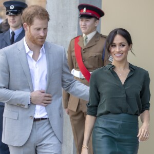 Le prince Harry, duc de Sussex, et Meghan Markle, duchesse de Sussex, inaugurent l'université technologique à Bognor Regis. C'est leur première visite dans le comté de Sussex depuis leur mariage. Le 3 octobre 2018.