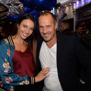 Exclusif - Delphine Wespiser (Miss France 2012) et son compagnon Roger Erhart - Premier anniversaire de la collaboration entre le sculpteur Richard Orlinski et Disneyland Paris, au Disney Store, à Paris, le 4 octobre 2018. © Rachid Bellak/Bestimage