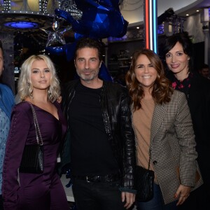 Exclusif - Maxime Guény, Kelly Vedovelli, Richard Orlinski, Valérie Bénaïm et Géraldine Maillet - Premier anniversaire de la collaboration entre le sculpteur Richard Orlinski et Disneyland Paris, au Disney Store, à Paris, le 4 octobre 2018. © Rachid Bellak/Bestimage