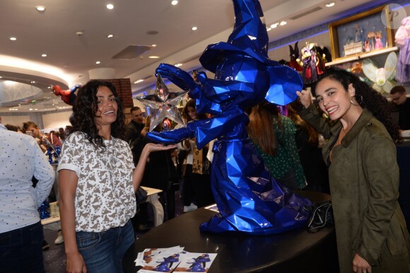 Exclusif - Laurence Roustandjee et Aïda Touihri - Premier anniversaire de la collaboration entre le sculpteur Richard Orlinski et Disneyland Paris, au Disney Store, à Paris, le 4 octobre 2018. © Rachid Bellak/Bestimage