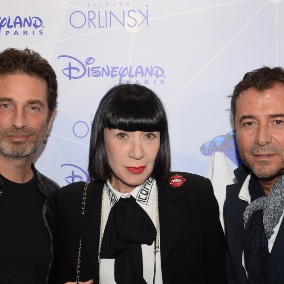 Exclusif - Richard Orlinski, Chantal Thomass et Bernard Montiel - Premier anniversaire de la collaboration entre le sculpteur Richard Orlinski et Disneyland Paris, au Disney Store, à Paris, le 4 octobre 2018. © Rachid Bellak/Bestimage