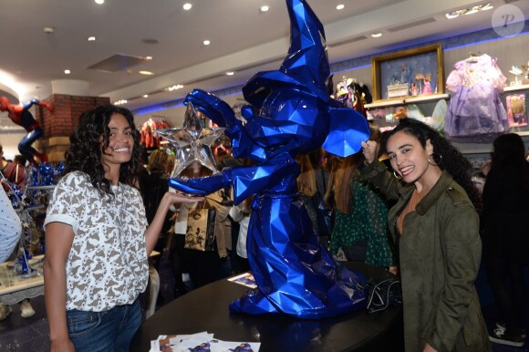 Exclusif - Laurence Roustandjee et Aïda Touihri - Premier anniversaire de la collaboration entre le sculpteur Richard Orlinski et Disneyland Paris, au Disney Store, à Paris, le 4 octobre 2018. © Rachid Bellak/Bestimage