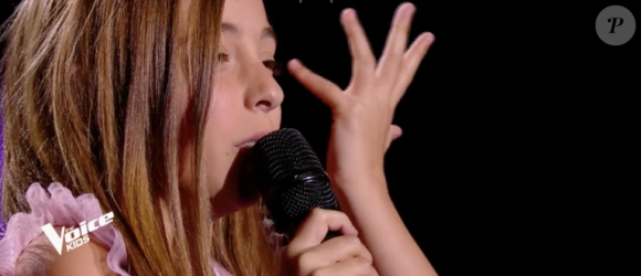 Maëlyss dans "The Voice Kids 5" sur TF1 le 2 novembre 2018.