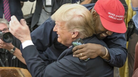 Kanye West : "J'adore" Donald Trump, ses proches le jugent "insensé"