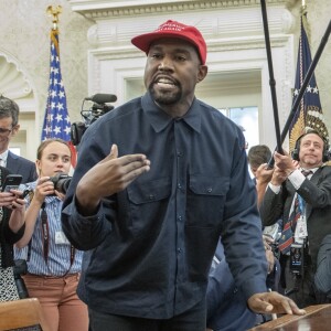 Kanye West rencontre Donald Trump au Bureau Oval, à la Maison Blanche. Washington, D.C., le 11 octobre 2018.