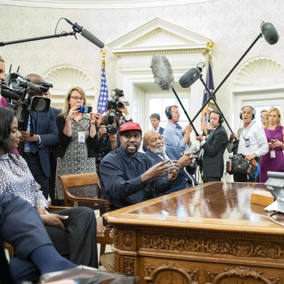 Kanye West rencontre Donald Trump au Bureau Oval, à la Maison Blanche. Washington, D.C., le 11 octobre 2018.