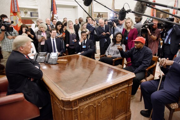 Kanye West rencontre Donald Trump au Bureau Oval, à la Maison Blanche. Washington, D.C., le 11 octobre 2018.