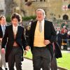 Elliott Spencer et Stephen Fry - Les invités arrivent à la chapelle St. George pour le mariage de la princesse Eugenie d'York et Jack Brooksbank au château de Windsor, Royaume Uni, le 12 octobre 2018.