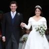 La princesse Eugenie d'York et son mari Jack Brooksbank - Sorties après la cérémonie de mariage de la princesse Eugenie d'York et Jack Brooksbank en la chapelle Saint-George au château de Windsor, Royaume Uni, le 12 octobre 2018.