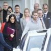 Le prince Harry, duc de Sussex, et Meghan Markle, duchesse de Sussex (enceinte) arrivent à l'aéroport de Sydney, escortés par la police, dans le cadre de leur tournée dans le Pacifique, le 15 octobre 2018, avant le début des Invictus Games.