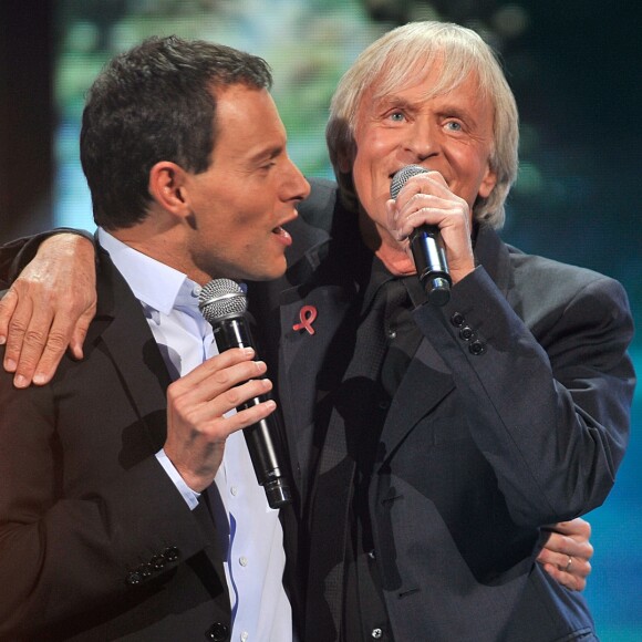 Exclusif - Marc-Olivier Fogiel et Dave - Enregistrement de l'émission du "Sidaction 2014 : La télé chante contre le Sida" le 24 mars 2014 au théâtre Mogador à Paris.