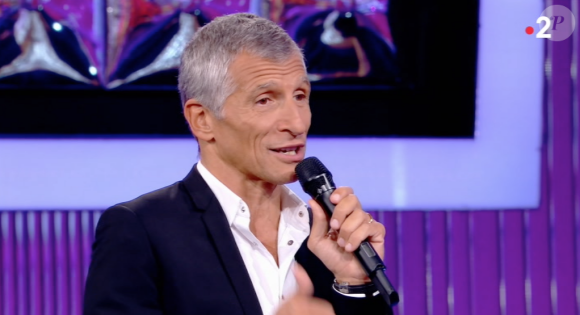 Nagui dans l'émission "Noubliez pas les paroles" sur France 2. Le 18 octobre 2018.