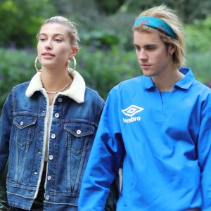 Justin Bieber et Hailey Baldwin se promènent à Londres le 17 septembre 2018.