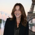 Carla Bruni-Sarkozy - People au défilé de mode "Saint-Laurent" PAP printemps-été 2019 au Trocadero devant la Tour Eiffel à Paris le 25 septembre 2018 © Denis Guignebourg/Bestimage