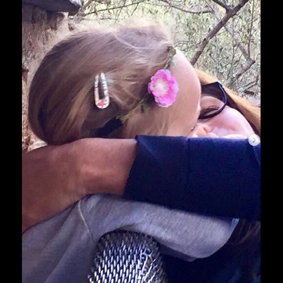 Carla Bruni-Sarkozy célèbre les 7 ans de sa fille Giulia sur Instagram le 19 octobre 2018.