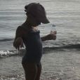 Carla Bruni-Sarkozy publie une photo de sa fille Giulia à la plage sur Instagram le 20 octobre 2018.