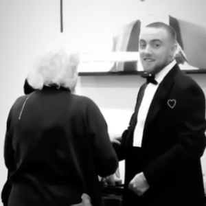 Ariana Grande a partagé sur Instagram le 22 octobre 2018 une vidéo de son ex-petit ami Mac Miller, décédé en septembre.
