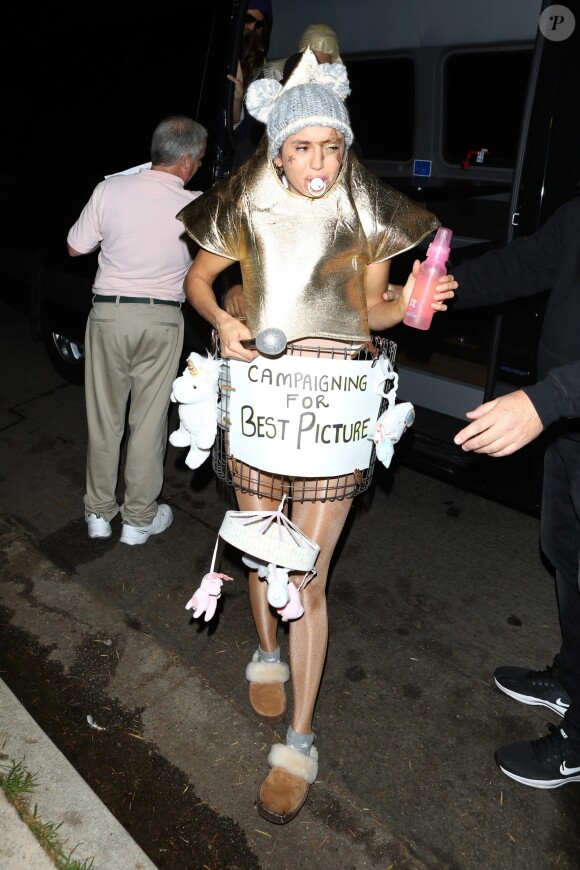 Nina Dobrev - Soirée "Casamigos Halloween Party" à Beverly Hills, le 26 octobre 2018