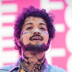 Rita Ora, déguisée en Post Malone, participe au concert "KISS Haunted House Party" à Wembley. Londres, le 26 octobre 2018.