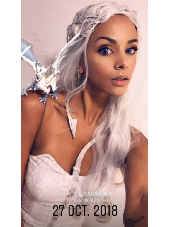 Shy'm déguisée en Daenerys Targaryen (Game Of Thrones) le 27 octobre 2018.