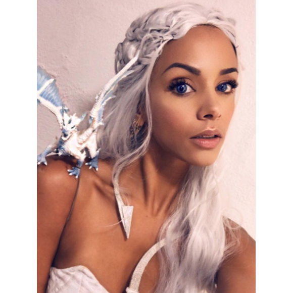Shy'm déguisée en Daenerys Targaryen (Game Of Thrones) le 27 octobre 2018.