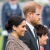Le prince Harry, duc de Sussex, et Meghan Markle, duchesse de Sussex, enceinte assistent à une cérémonie de bienvenue traditionnelle "Hongi" sur les pelouses de la Government House à Wellington, Nouvelle-Zélande, le 28 octobre 2018.