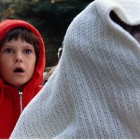 E.T. : On a retrouvé le petit Elliott dans une série Netflix qui cartonne