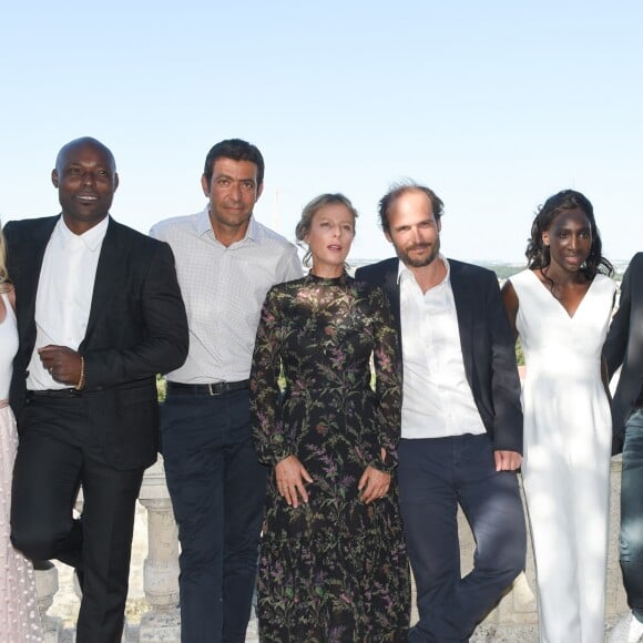 La présidente du jury Karin Viard avec les membres du jury, Ludivine Sagnier, Jimmy Jean-Louis, Laurent Hassid, Thomas Lilti, Eye Haïdara, Raphaël Personnaz, Camélia Jordana et Michel Côté lors du premier jour de la 11e édition du festival du Film Francophone d'Angoulême, le 21 août 2018. © Coadic Guirec/Bestimage