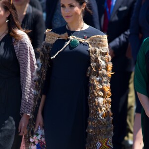 Le prince Harry, duc de Sussex, et Meghan Markle, duchesse de Sussex (enceinte) visitent Te Papaiouru Marae à Rotorua, Nouvelle Zélande le 31 octobre 2018.