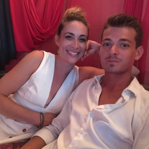 Valérie Trierweiler a posté cette photo de son fils Léonard avec sa nouvelle chérie, sur Instagram, le 1er novembre 2018
