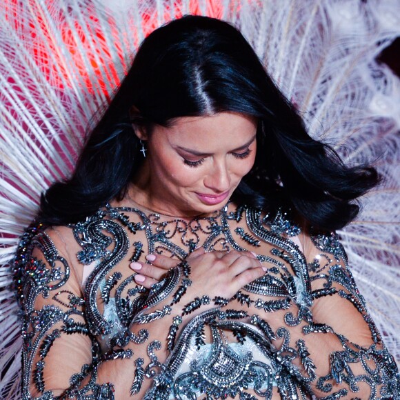 Adriana Lima participe à son dernier défilé Victoria's Secret lors du Victoria's Secret Fashion Show 2018. New York le 8 novembre 2018