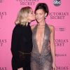 Bella Hadid et sa mère Yolanda Hadid assistent à l'after-party du défilé Victoria's Secret à New York, le 8 novembre 2018.