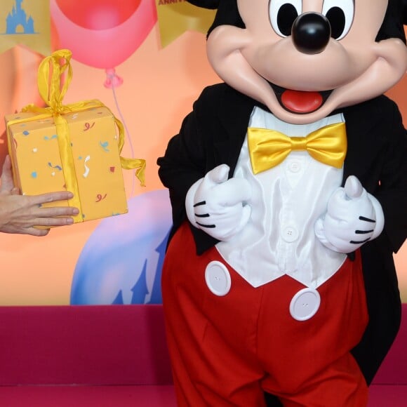 Exclusif - Alessandra Sublet - Célébration des 90 ans de magie avec Mickey à Disneyand Paris le 17 novembre 2018. La nouvelle saison de Noël célèbrera 90 ans de fun avec Mickey du 10 novembre 2018 au 6 janvier 2019. © Veeren/Bestimage