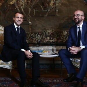 Le président Emmanuel Macron, Charles Michel, premier ministre de la Belgique - Le premier ministre de la Belgique et son épouse accueillent le président Emmanuel Macron et sa femme Brigitte au Palais d'Egmont à Bruxelles le 19 novembre 20118. © Stéphane Lemouton / Bestimage