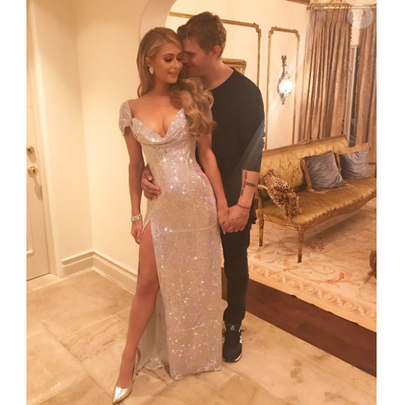 Paris Hilton et son amoureux Chris Zylka - Photo publiée sur Instagram le 19 février 2017