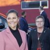La princesse Victoria de Suède s'est essayée au karaté le 16 novembre 2018 lors d'un déplacement à Ängelholm pour soutenir un programme d'activités périscolaires obligatoires.